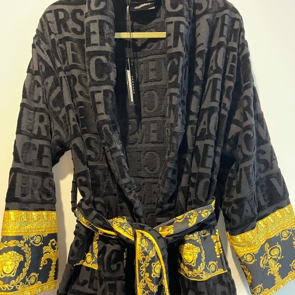 Versace Robe - Picture 3 of 4